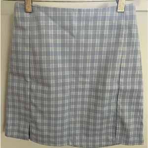Brandy Melville Cara Skirt - Blue, thin white plaid stripes